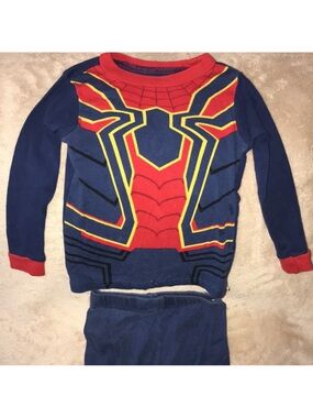 Marvel avengers 3T Spider-Themed Navy and Red pajamas stained